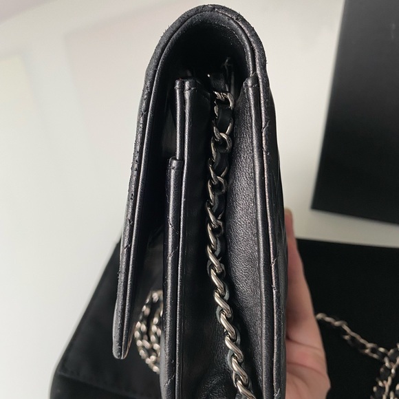 SOLD❌ Chanel Classic Wallet on Chain WOC - Picture 5 of 12